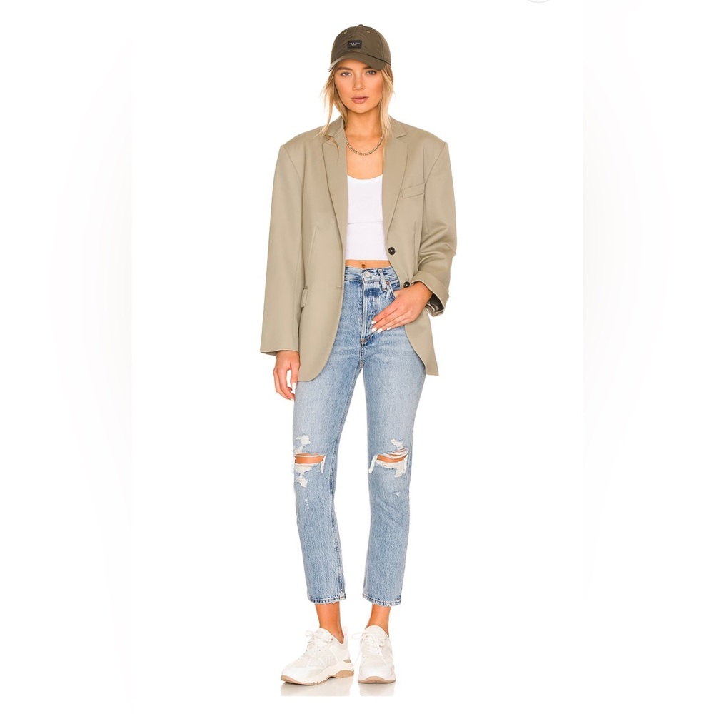 AGOLDE Riley High Rise Straight Crop in Blitz
SIZE 24